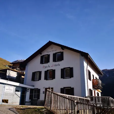 Holiday home Tranquil Vista Chalet: Spacious Holiday Retreat For Outdoor Enthusiasts *